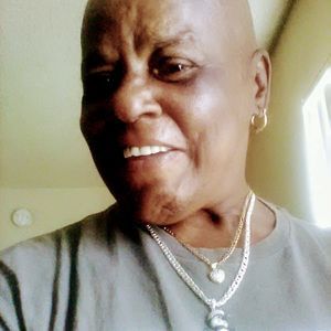 Meet your Posher, Renee